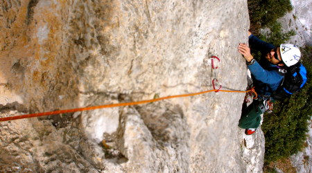 Arco,parete di San Paolo.Michele vede giallo! Arco vie di più itri